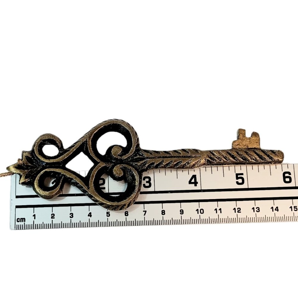 Large Skeleton Keys Ornaments Wall Decor Gold Bronze Colored 6" X 2" Set Of Six - Picture 5 of 6
